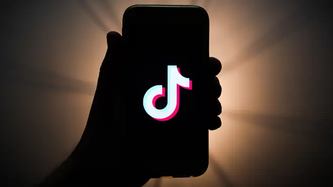 Best Time To Post On TikTok In 2023 - Tech Preview